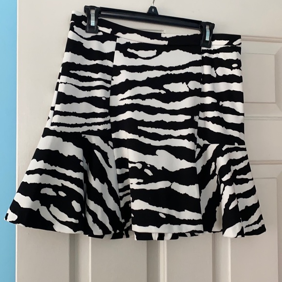 Michael Kors Zebra print skirt - Picture 1 of 7